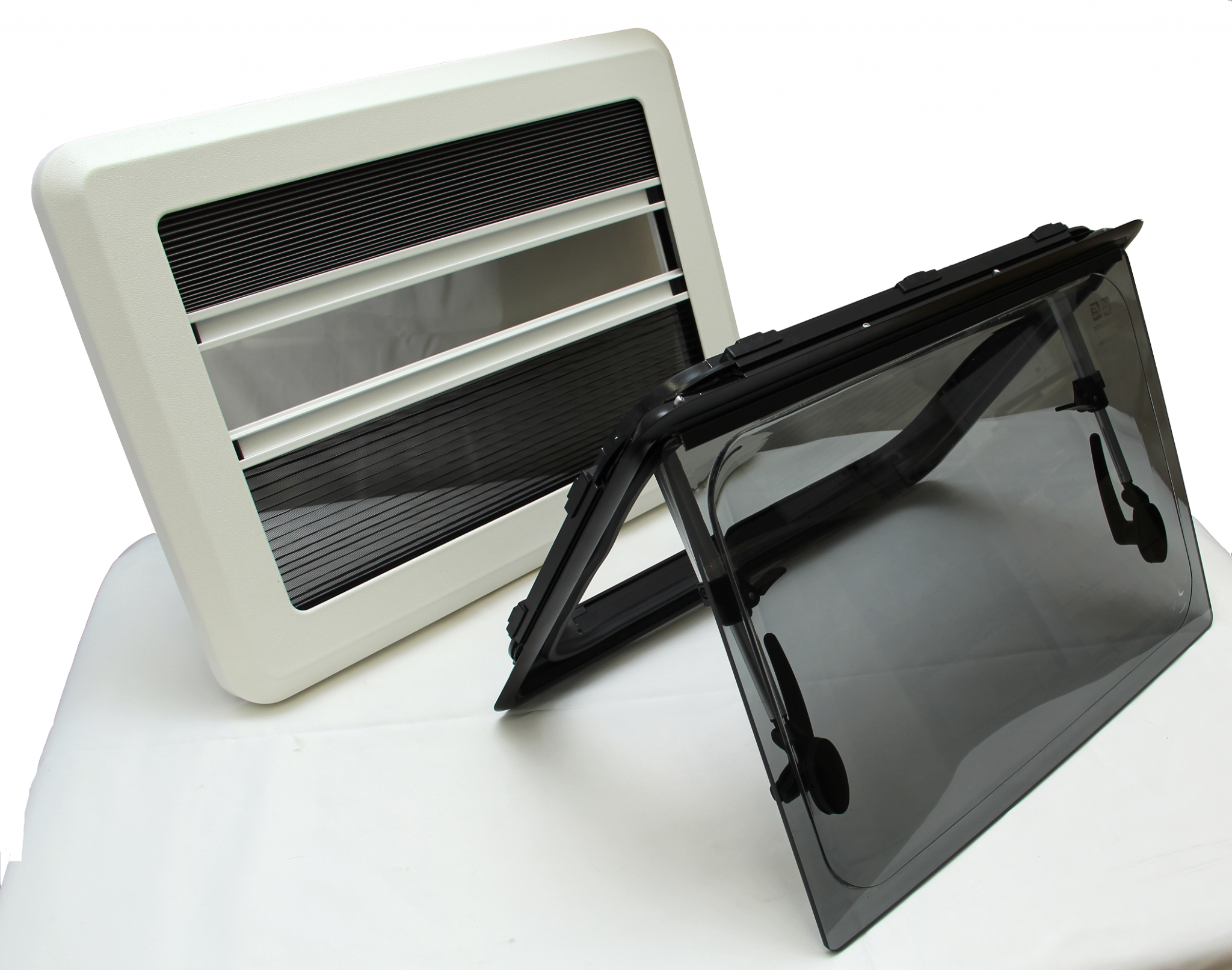 Окно откидное MobileComfort W7040R, 700х400mm,  шторка рулонная, антимаскитка