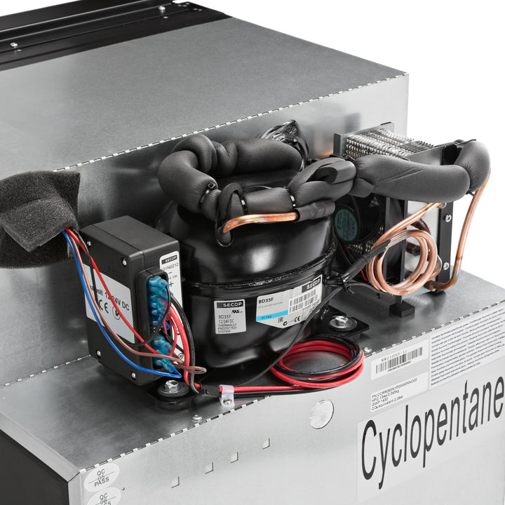 Холодильник Indel B Cruise 65 OFF