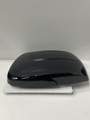 Люк с вентилятором Freucamp RV Plusfan 3J-PF 400*400 black (черный)